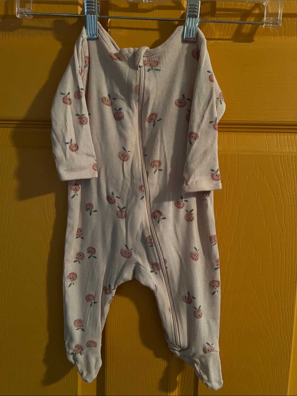 0-3 MONTHS BABY GIRL GERBER PEACH FRUIT RIBBED ONESIE
